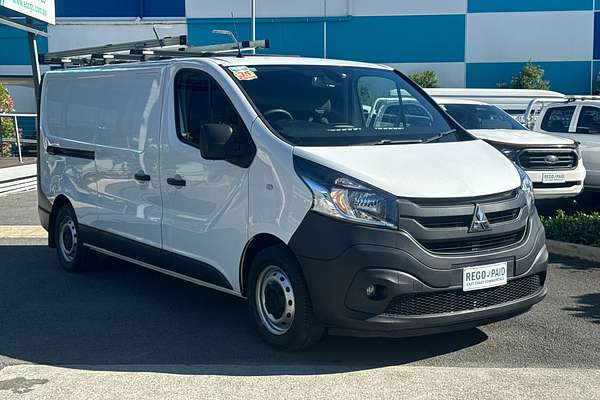 2020 Mitsubishi Express GLX SN SWB