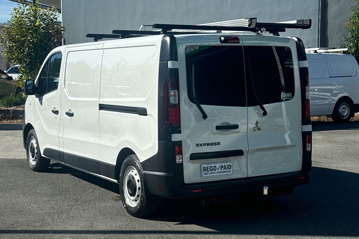 2020 Mitsubishi Express GLX SN SWB