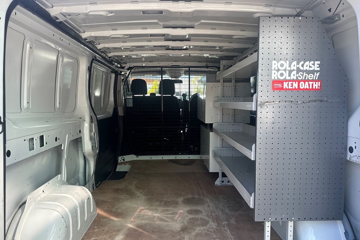 2020 Mitsubishi Express GLX SN SWB