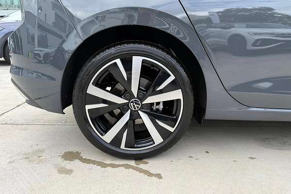 2025 Volkswagen Golf 110TSI Style 8.5