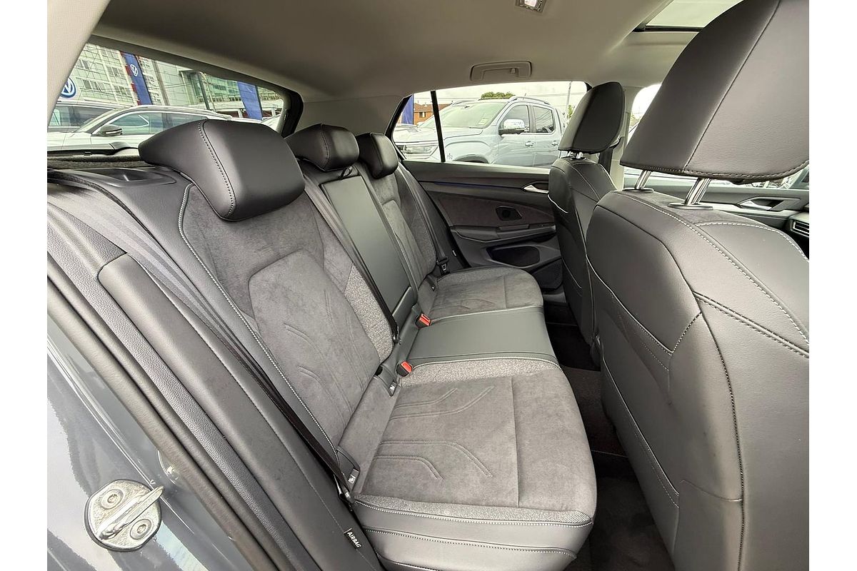 2025 Volkswagen Golf 110TSI Style 8.5
