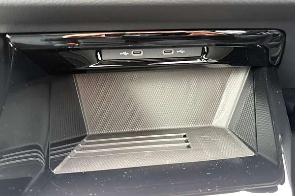 2025 Volkswagen Golf 110TSI Style 8.5