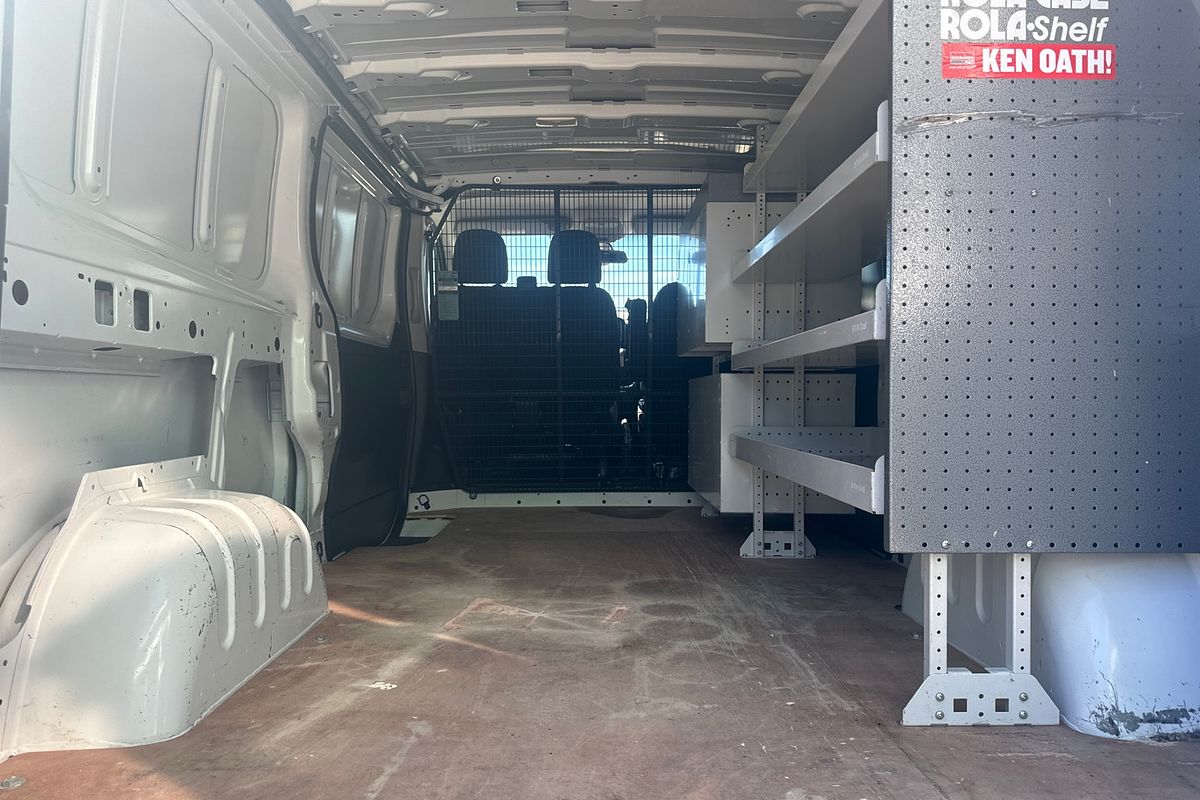 2020 Mitsubishi Express GLX SN SWB