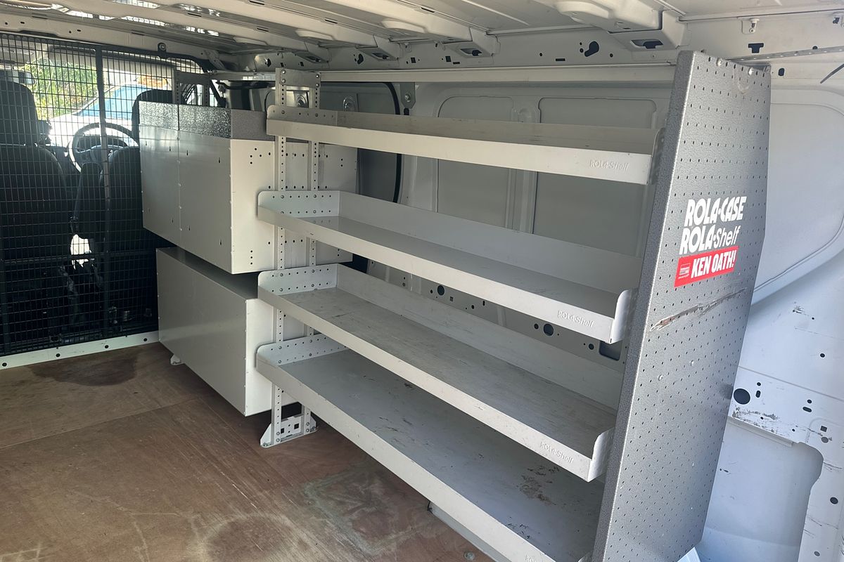 2020 Mitsubishi Express GLX SN SWB
