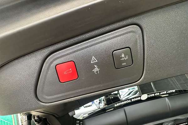 2017 Peugeot 3008 GT P84