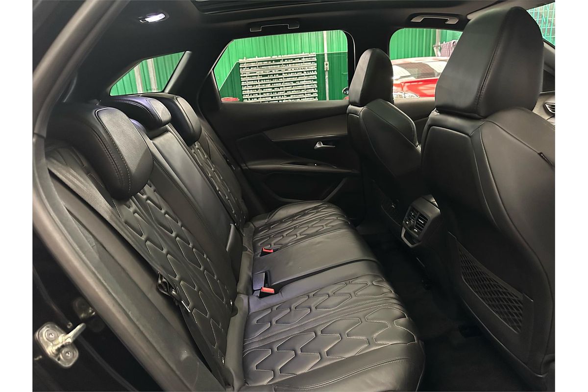 2017 Peugeot 3008 GT P84