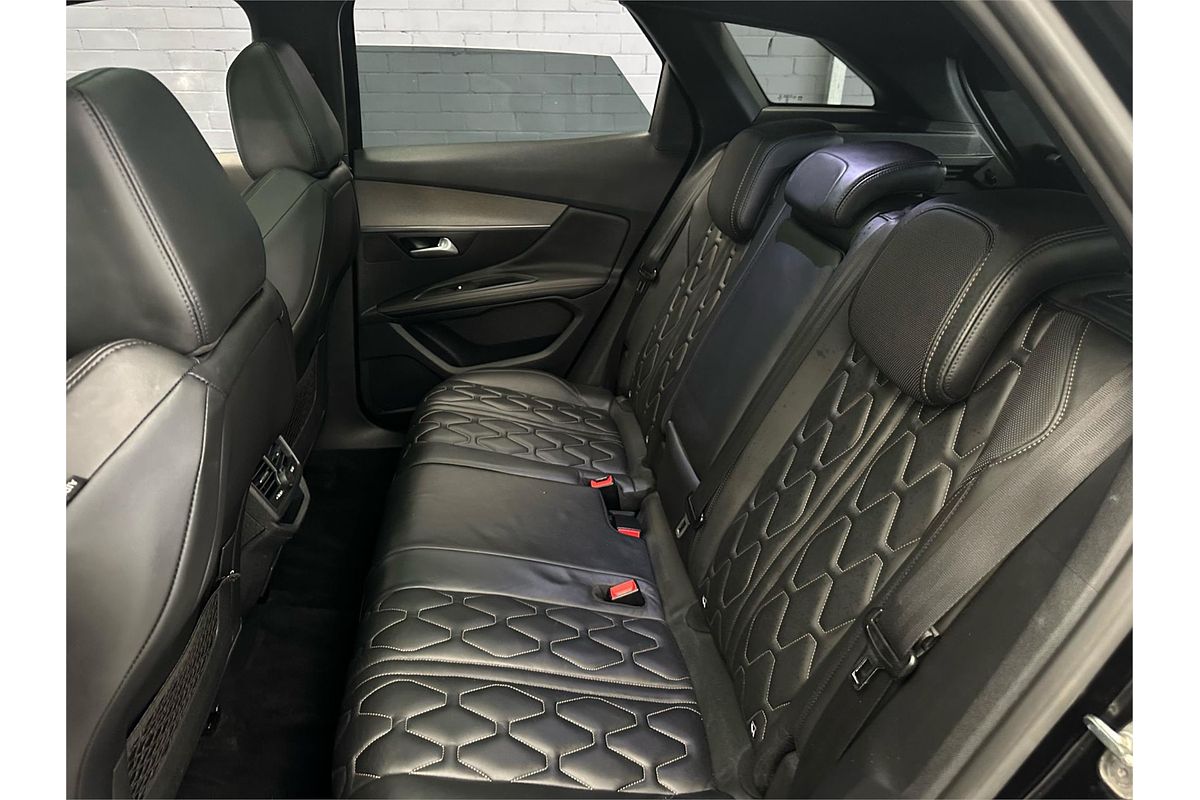 2017 Peugeot 3008 GT P84
