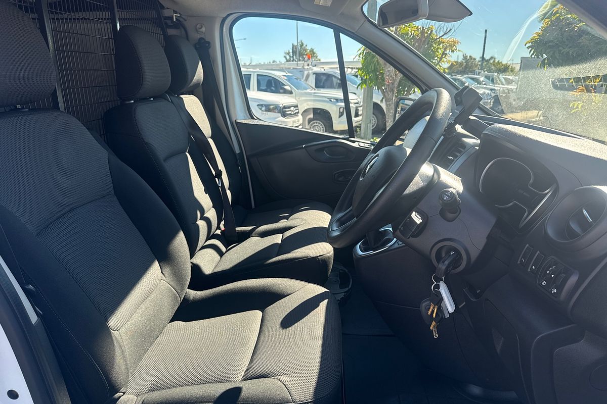 2020 Mitsubishi Express GLX SN SWB