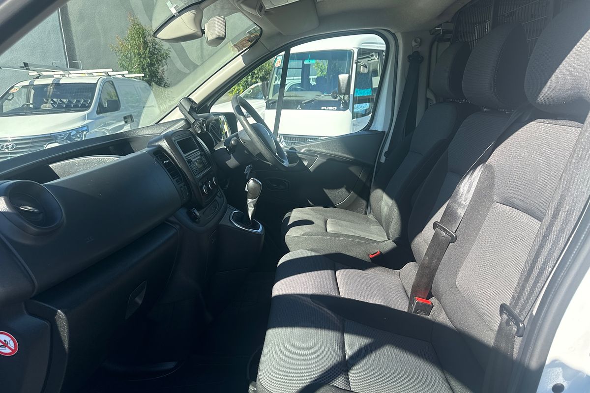 2020 Mitsubishi Express GLX SN SWB