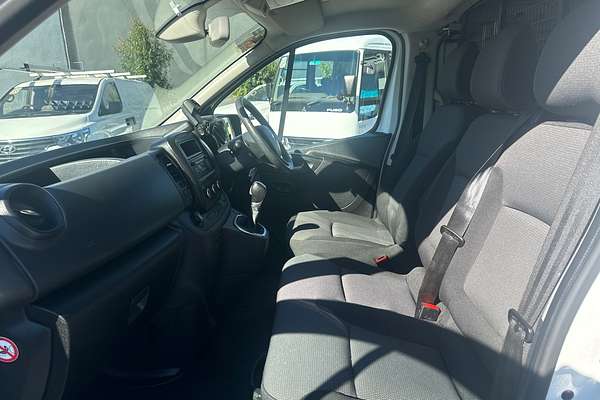2020 Mitsubishi Express GLX SN SWB