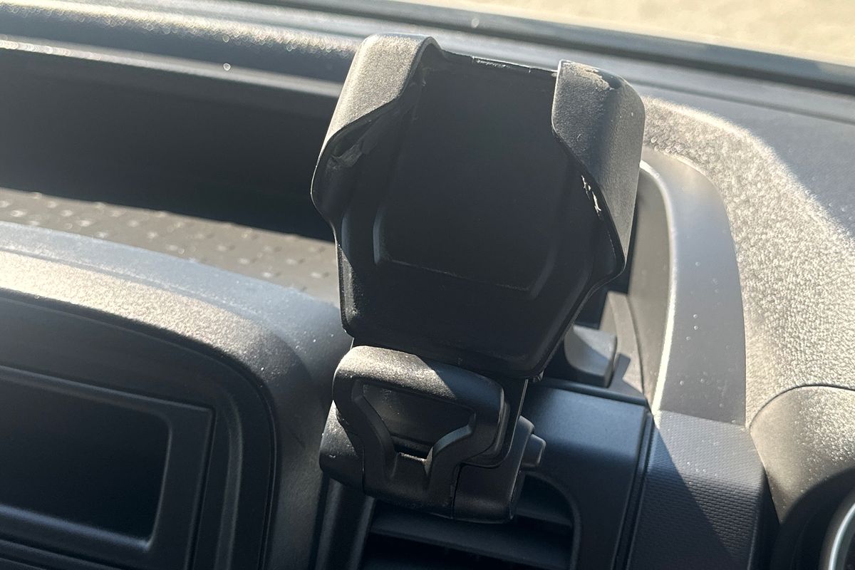 2020 Mitsubishi Express GLX SN SWB