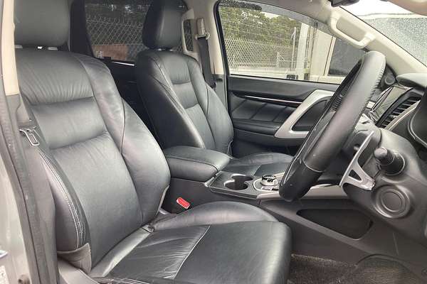 2017 Mitsubishi Pajero Sport GLS QE
