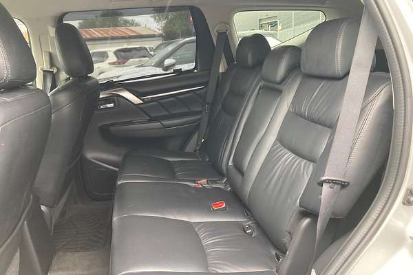 2017 Mitsubishi Pajero Sport GLS QE