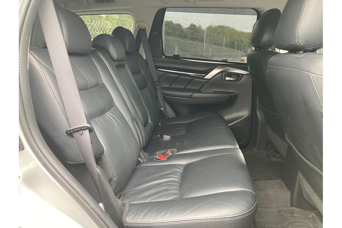 2017 Mitsubishi Pajero Sport GLS QE