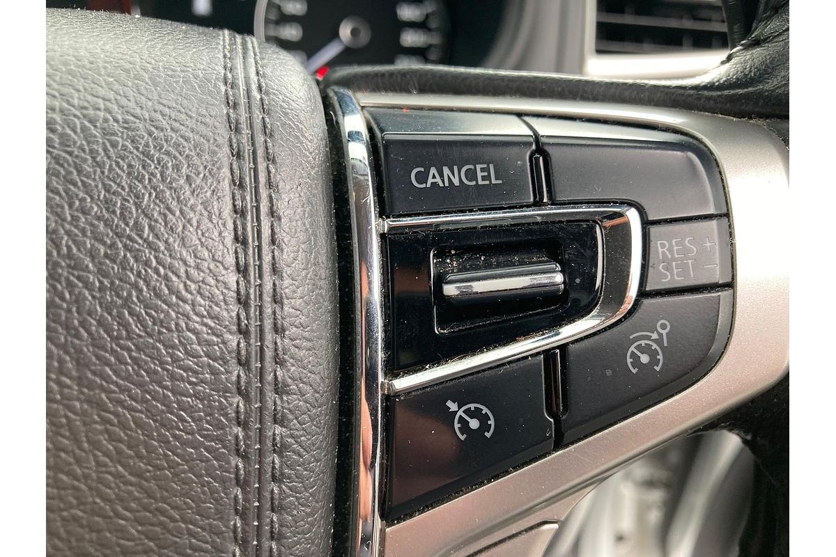 2017 Mitsubishi Pajero Sport GLS QE