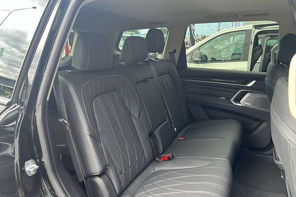 2025 LDV D90 Executive SV9A