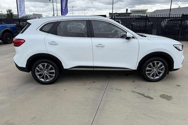 2022 MG HS Vibe SAS23