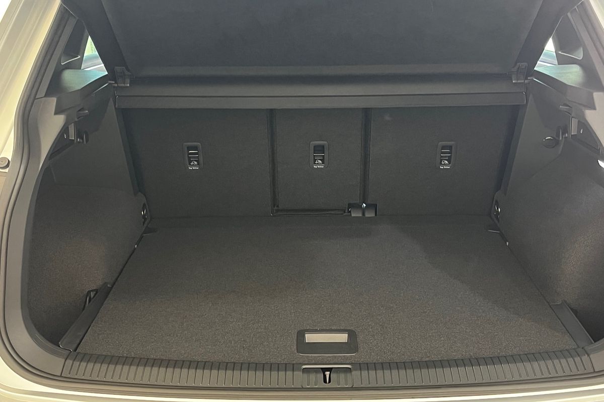 2023 Volkswagen Tiguan 162TSI R-Line 5N