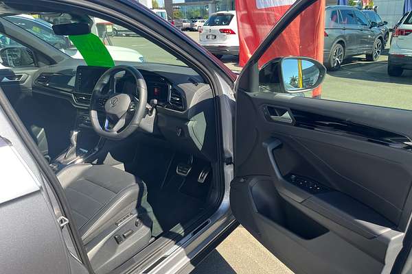 2023 Volkswagen T-Roc R D11