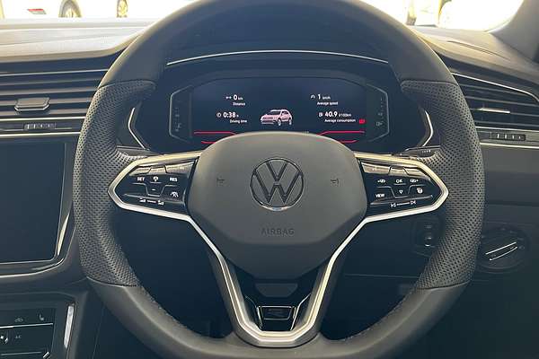 2023 Volkswagen Tiguan 162TSI R-Line 5N