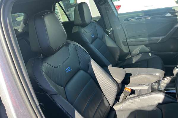 2023 Volkswagen T-Roc R D11