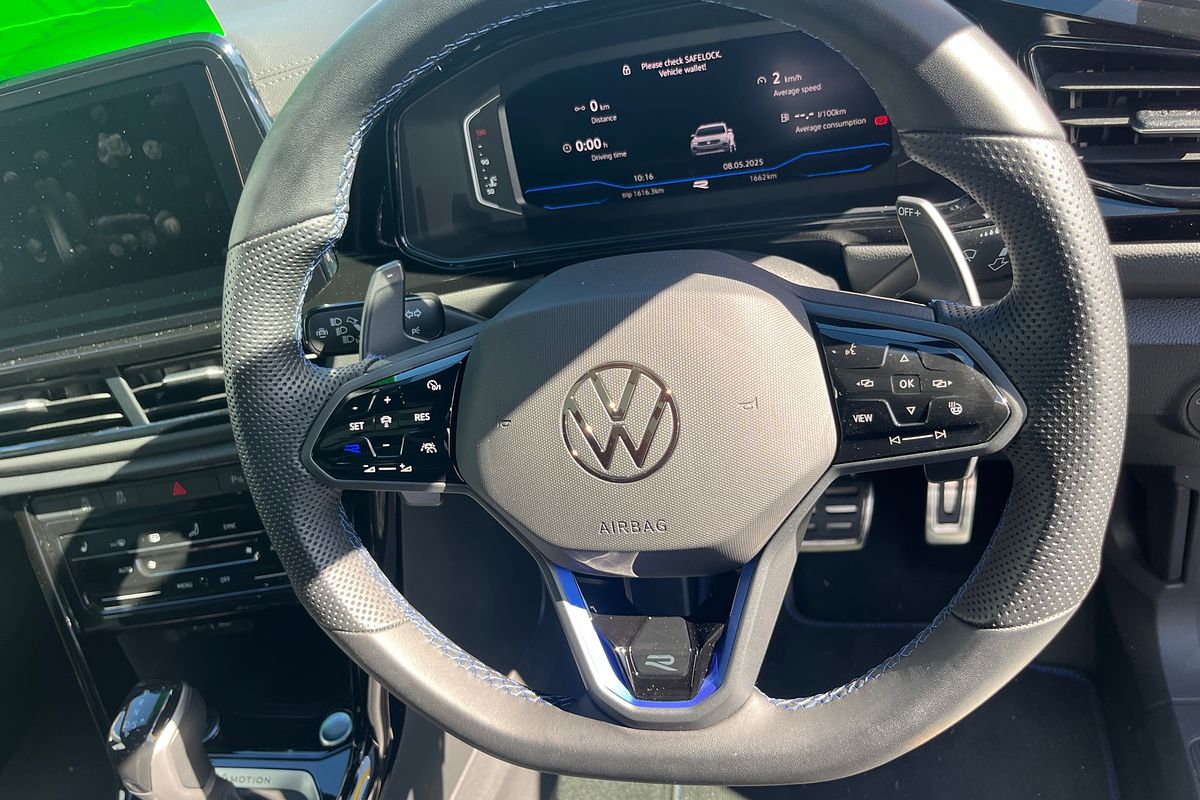 2023 Volkswagen T-Roc R D11