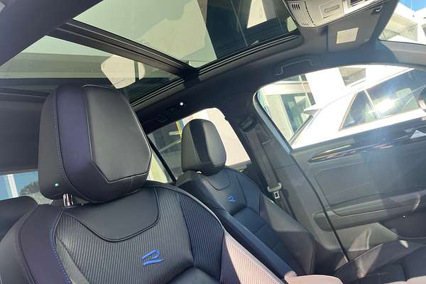 2023 Volkswagen T-Roc R D11