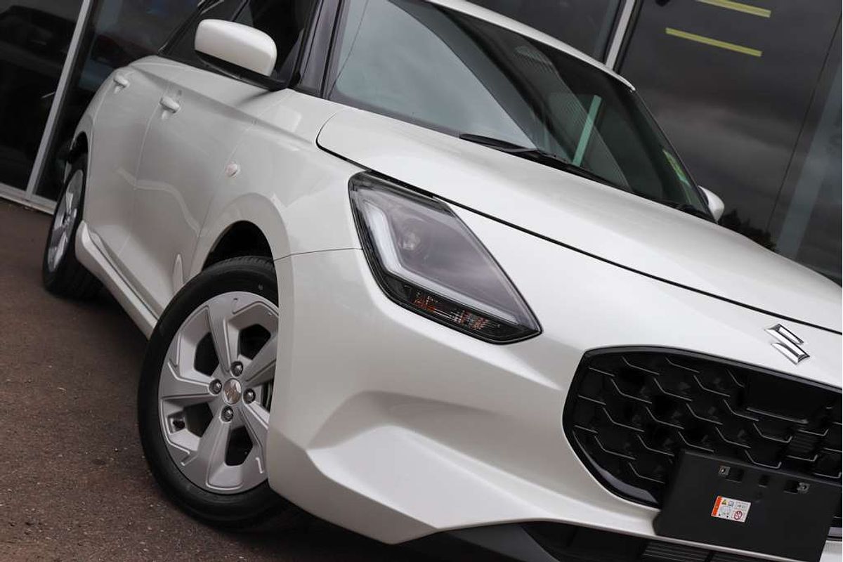 2025 Suzuki Swift Hybrid Plus UZ
