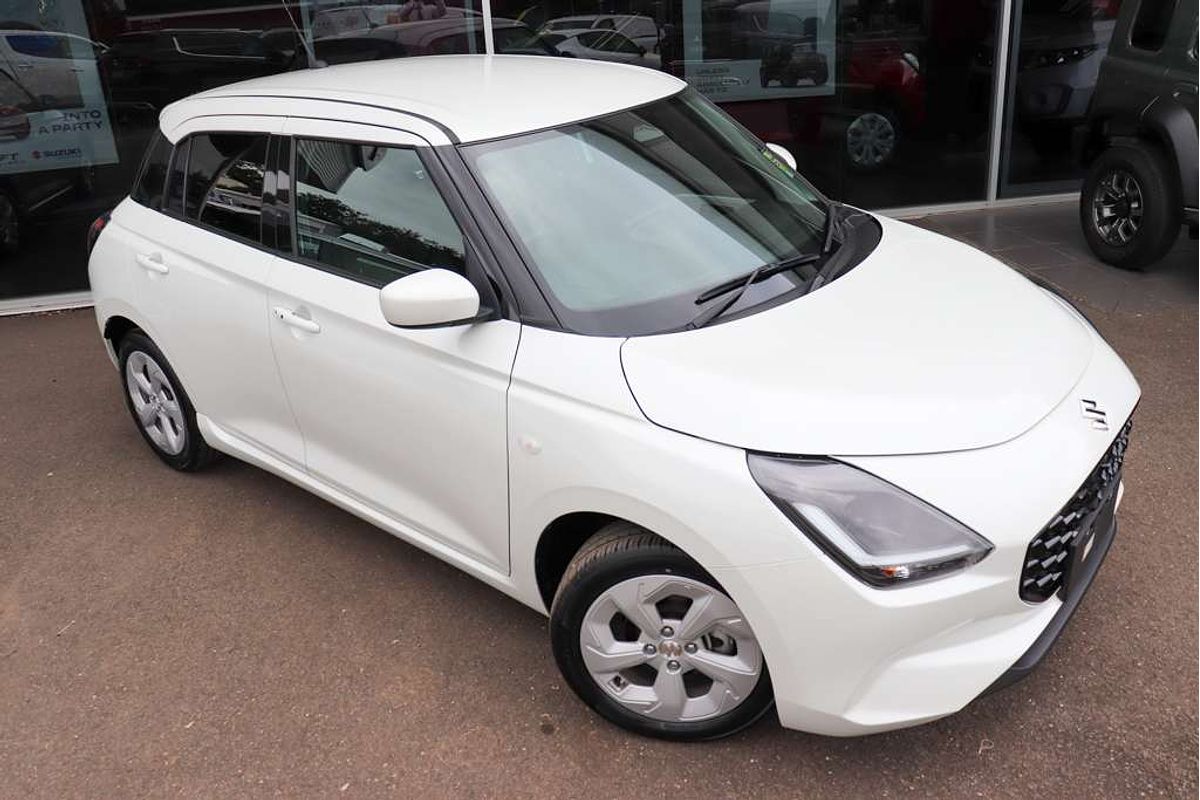 2025 Suzuki Swift Hybrid Plus UZ