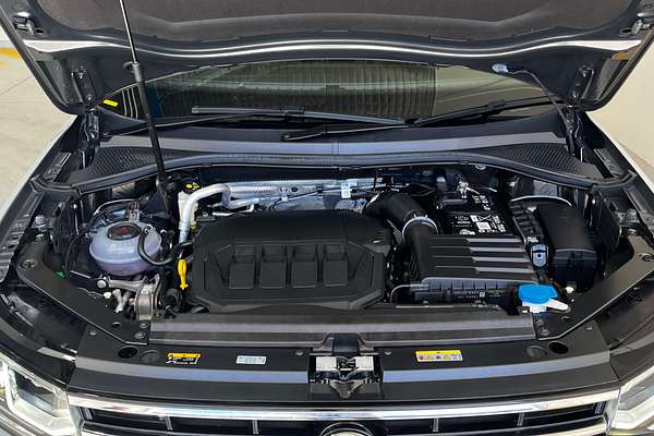 2023 Volkswagen Tiguan 162TSI R-Line 5N