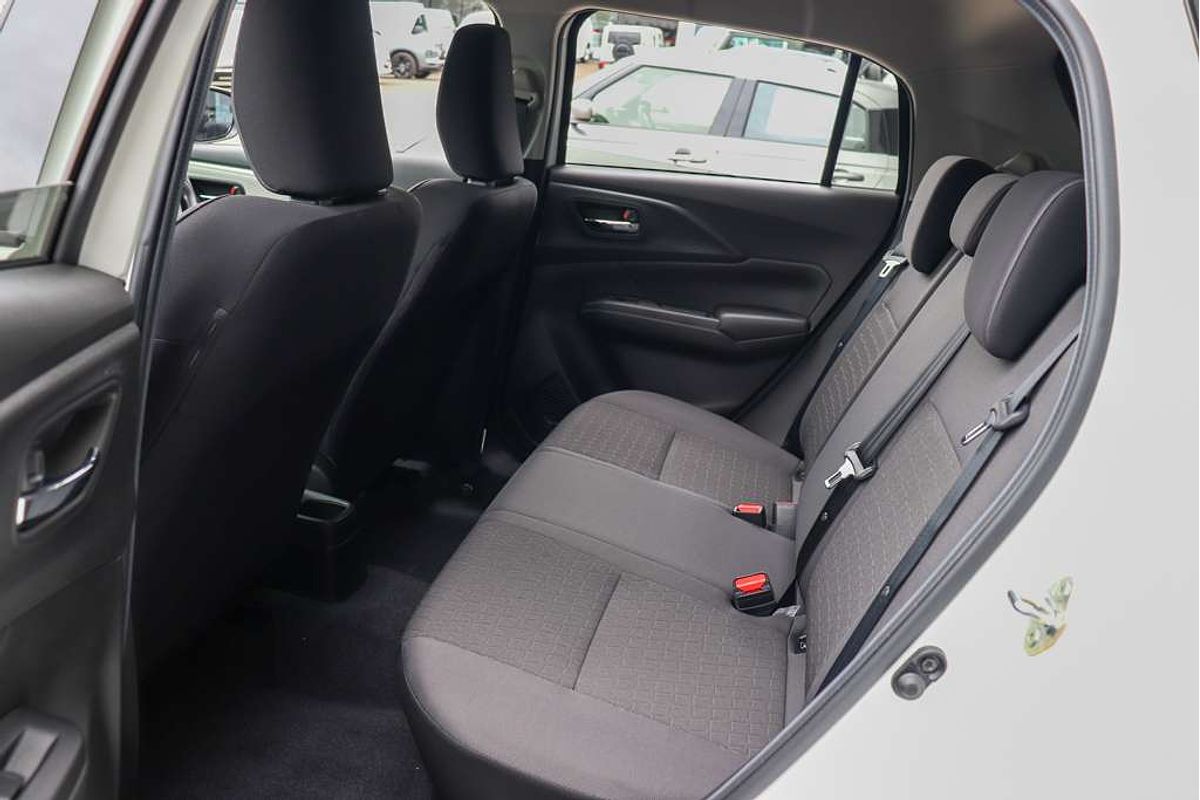 2025 Suzuki Swift Hybrid Plus UZ