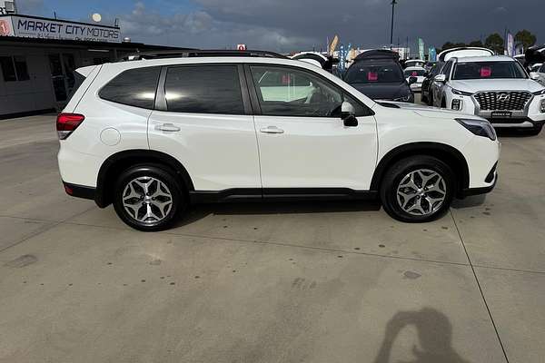 2023 Subaru Forester 2.5i S5