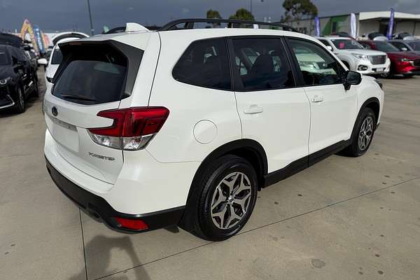 2023 Subaru Forester 2.5i S5
