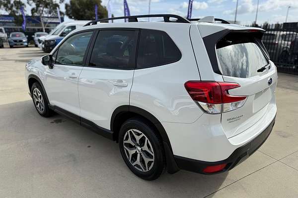 2023 Subaru Forester 2.5i S5