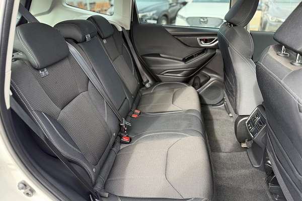 2023 Subaru Forester 2.5i S5