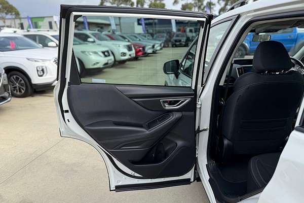 2023 Subaru Forester 2.5i S5