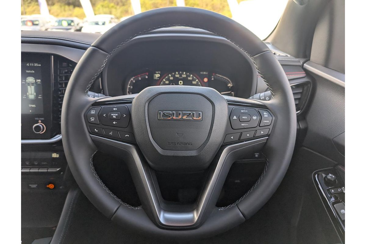 2025 Isuzu MU-X X-TERRAIN