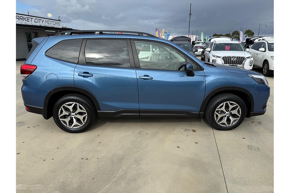 2023 Subaru Forester 2.5i S5