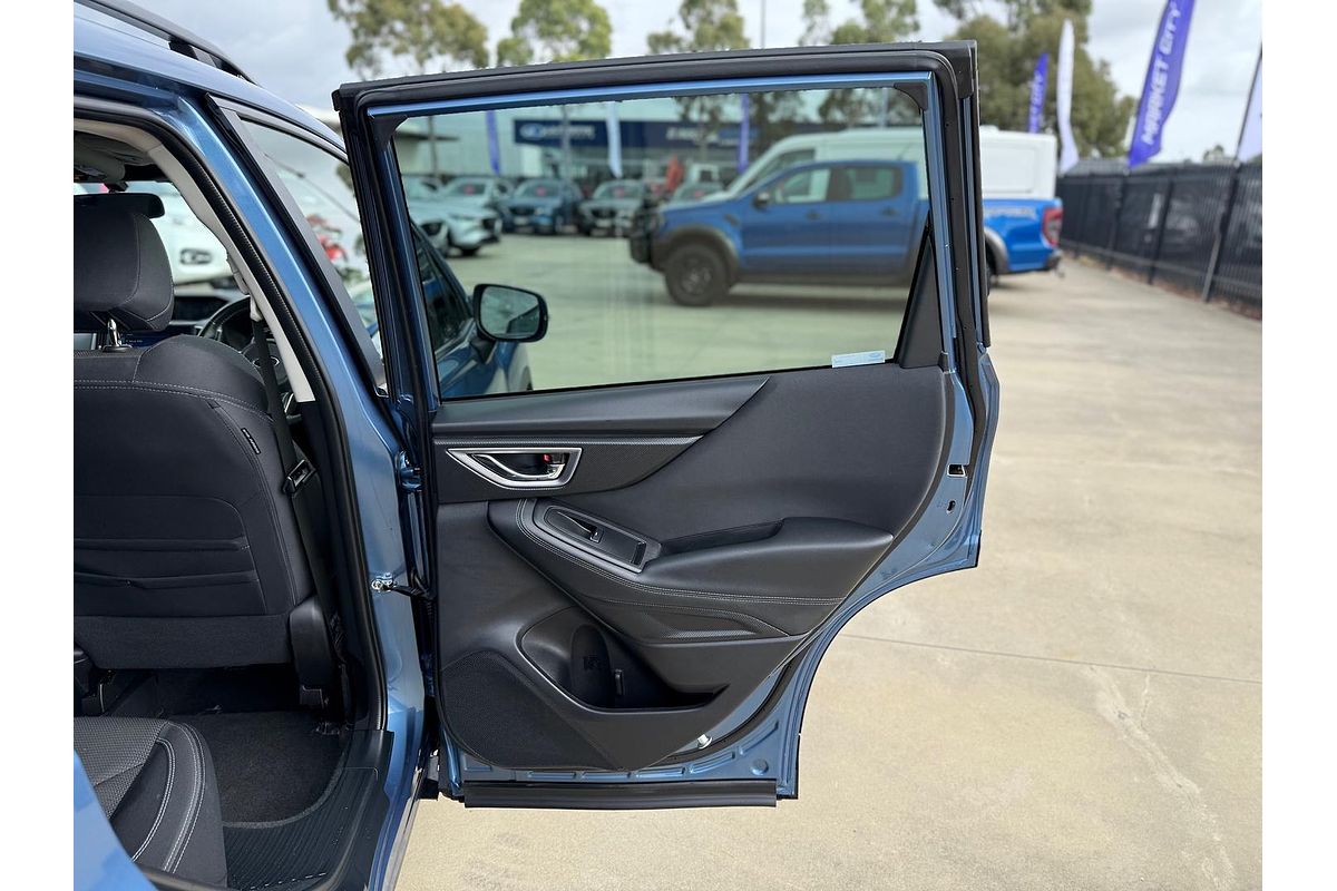 2023 Subaru Forester 2.5i S5