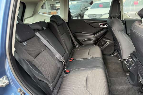 2023 Subaru Forester 2.5i S5