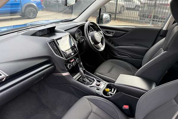 2023 Subaru Forester 2.5i S5
