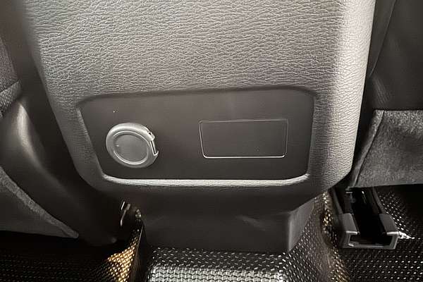 2024 Mitsubishi Triton GLX MV 4X4
