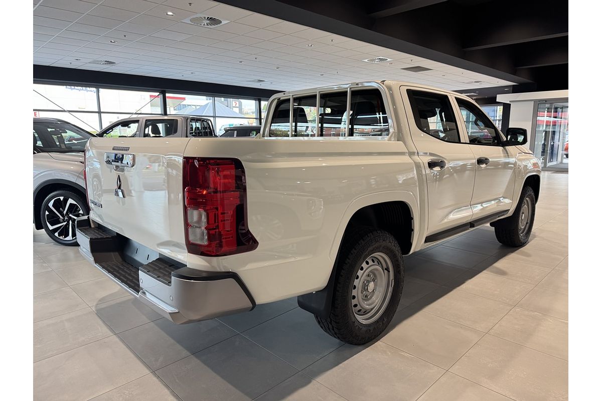 2024 Mitsubishi Triton GLX MV 4X4