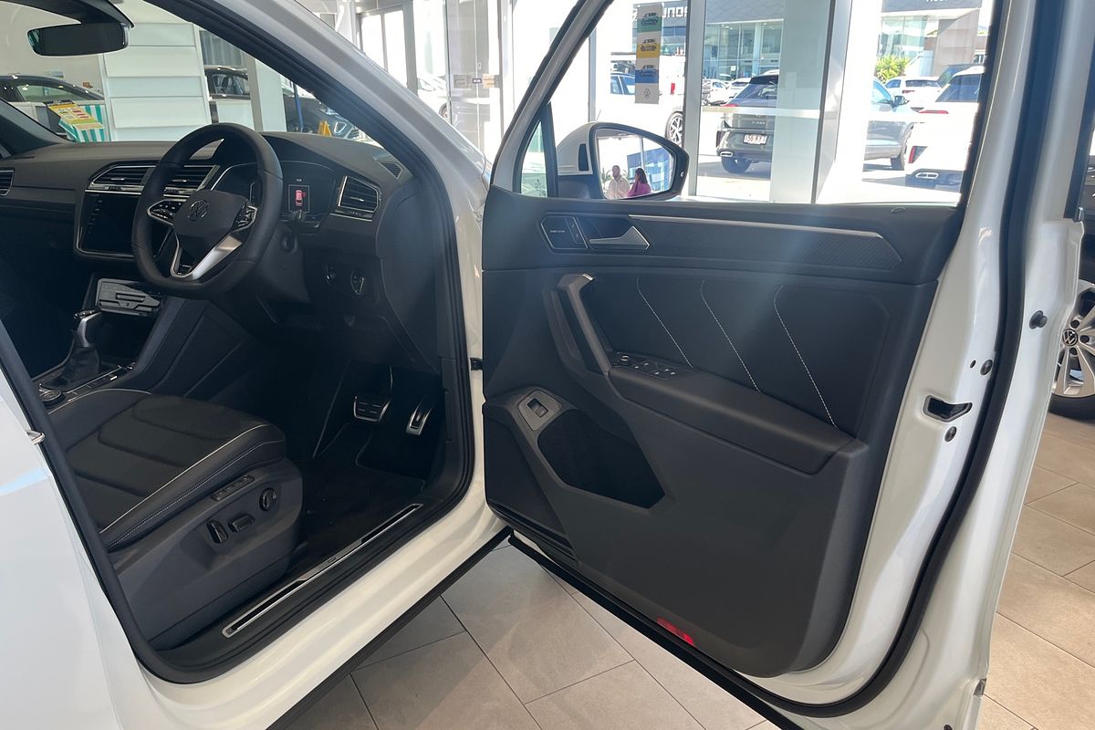 2024 Volkswagen Tiguan 162TSI R-Line 5N