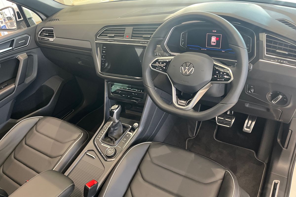 2024 Volkswagen Tiguan 162TSI R-Line 5N