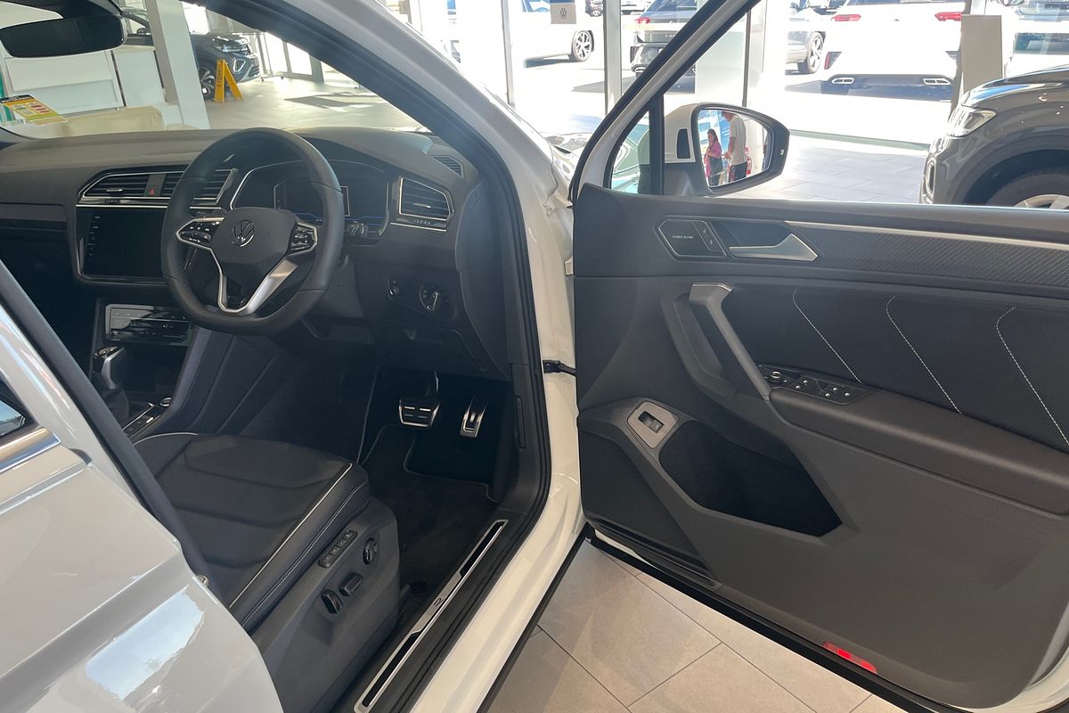 2024 Volkswagen Tiguan 162TSI R-Line 5N