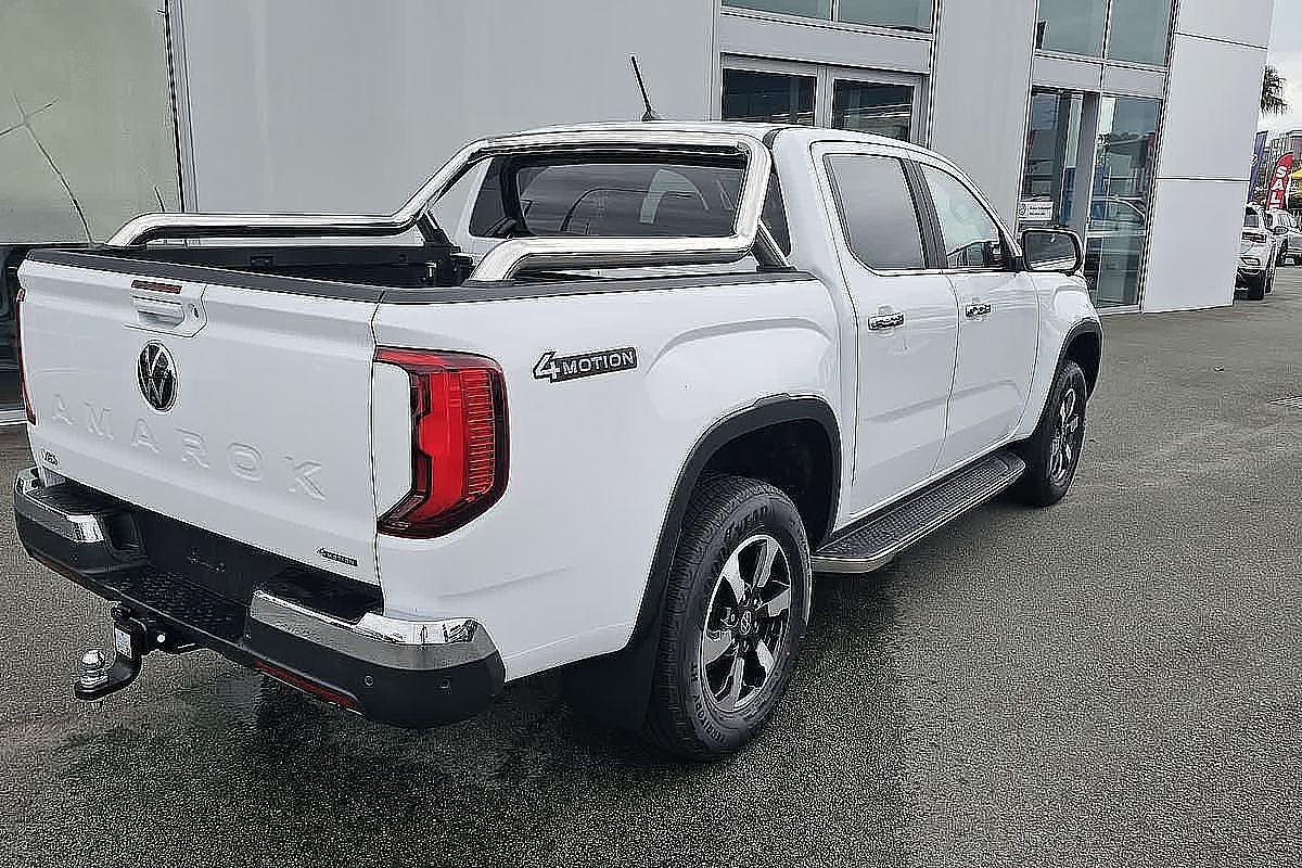 2024 Volkswagen Amarok TDI600 Style NF 4X4