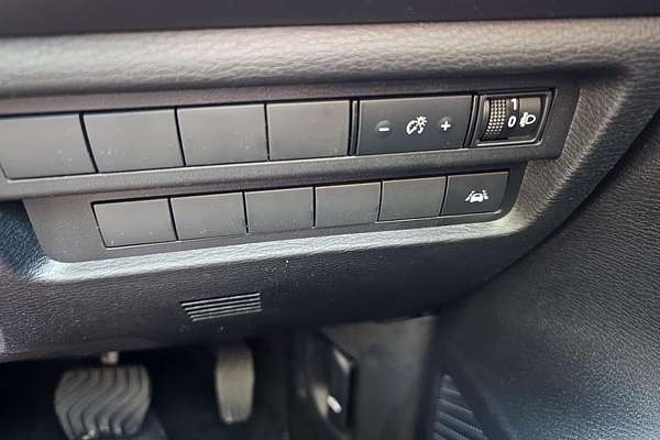 2024 Mitsubishi Outlander ES ZM