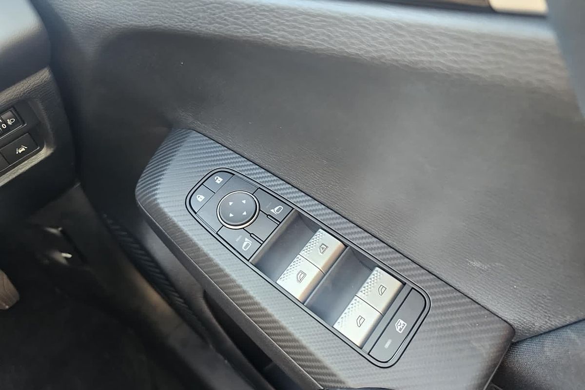 2024 Mitsubishi Outlander ES ZM