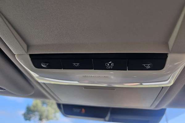 2024 Mitsubishi Outlander ES ZM